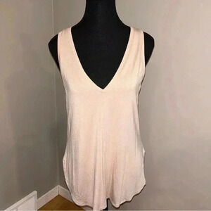 Aritzia - Babaton  Tank